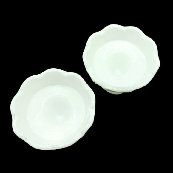 Vintage Westmoreland White Milk Glass Grape Leaves Candle Holders (2) - Picture 3 of 4